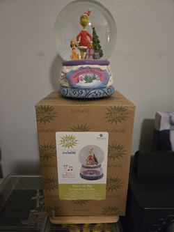 Grinch & Max Musical Snow Globe