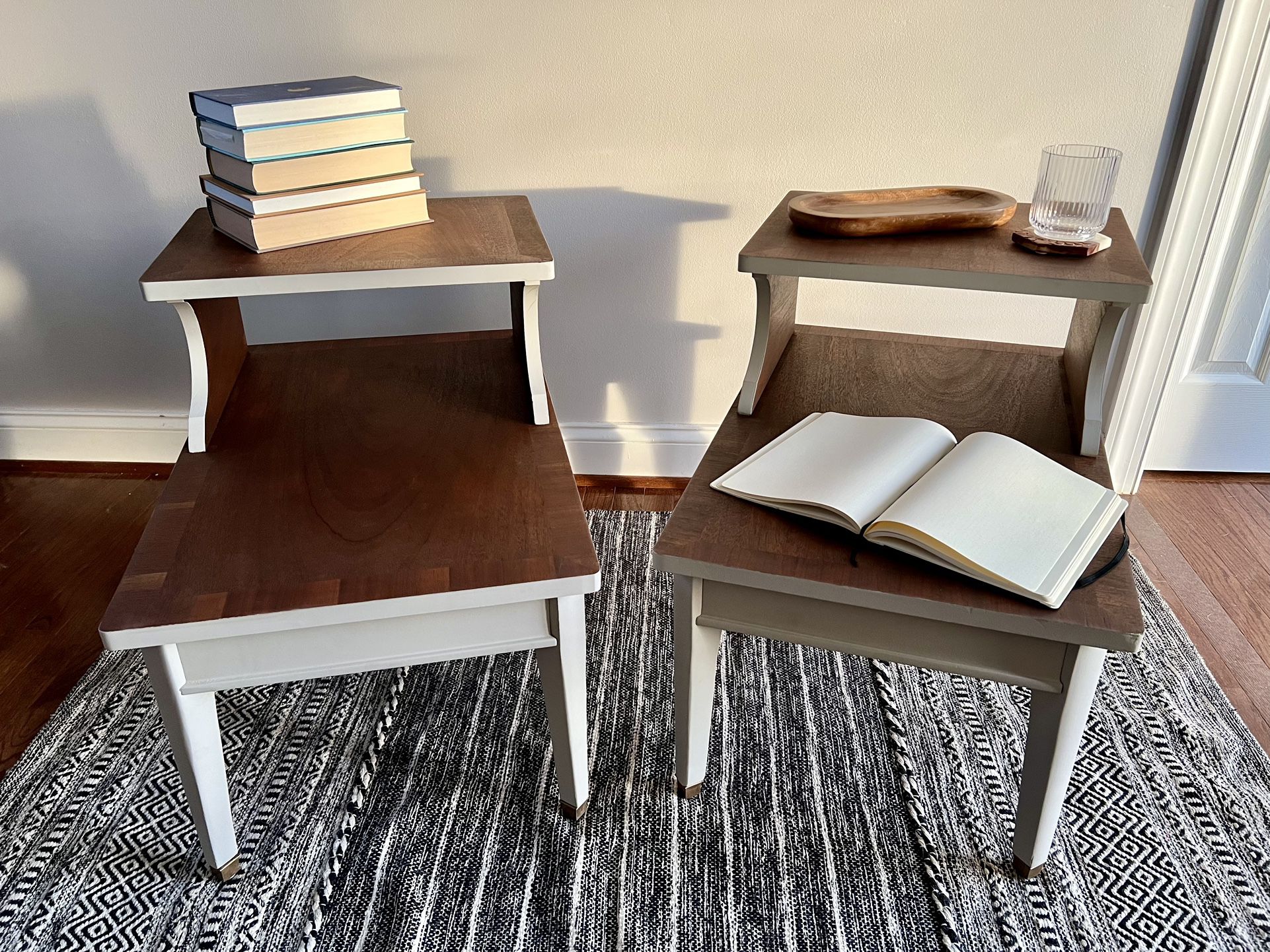 Mid Century Modern End Tables Bedside Tables Nightstands
