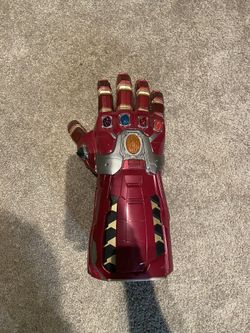 Avengers Marvel Legends Series Endgame Ironman Infinity  Gauntlet - Hasbro