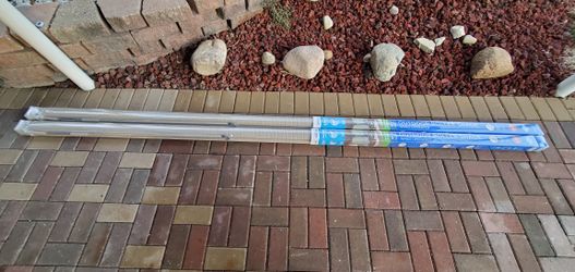 NIB 2 Cordless UV Blocking Fade Resistant Fabric Exterior Roller Shade 120 in. W x 72 in. L