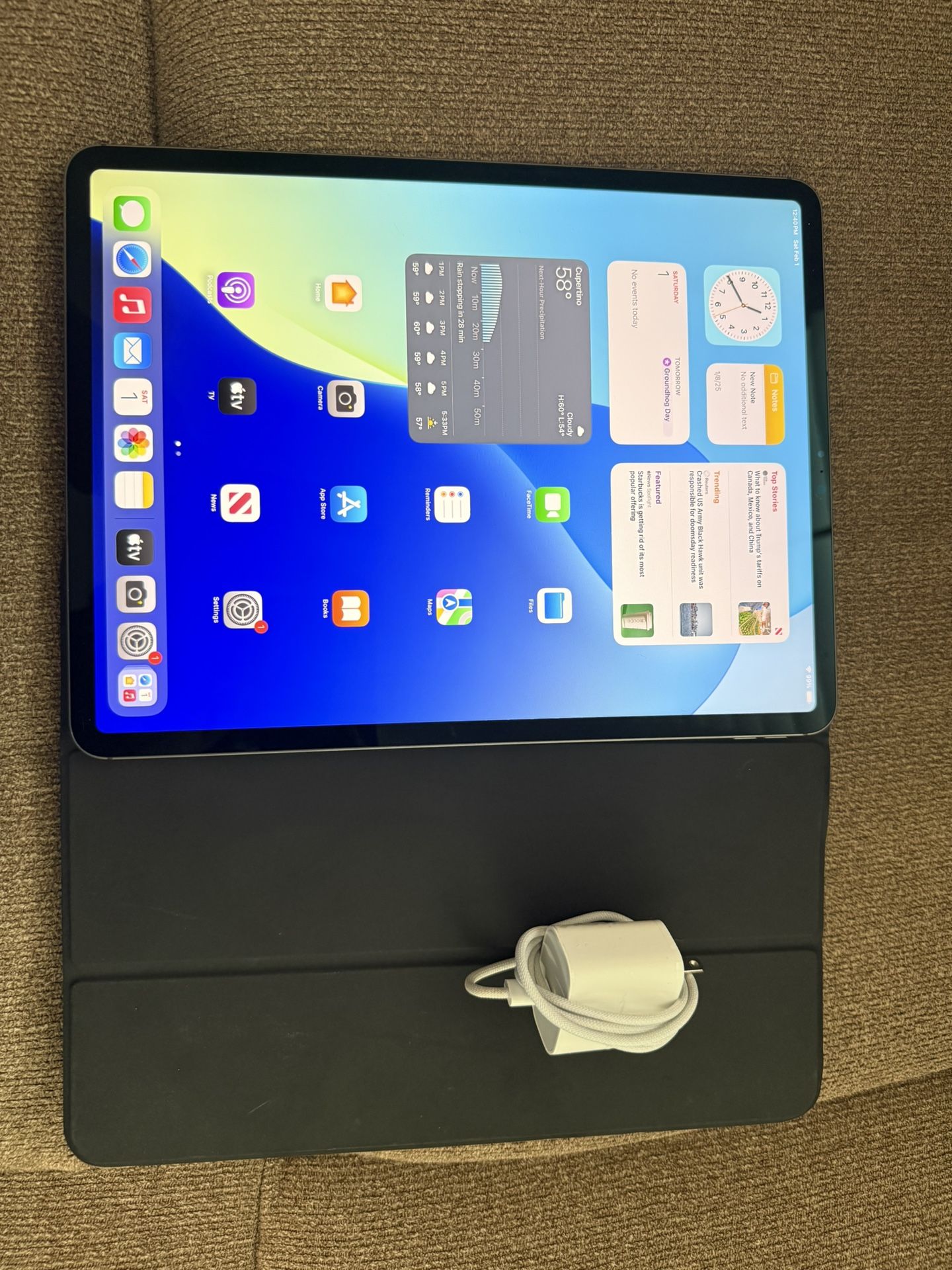 iPad Pro 12.9” , 4th Generation, 128gb, WIFI + Cellular. ( unlocked) 100% battery life