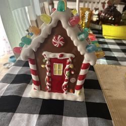 Una casita navideña