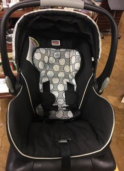 Britax B safe infant seat
