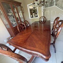 Dining Table Set