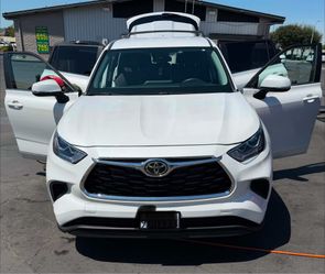 Toyota Highlander 2023   LE plus Eco