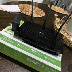 TP-Link AC1750 Router