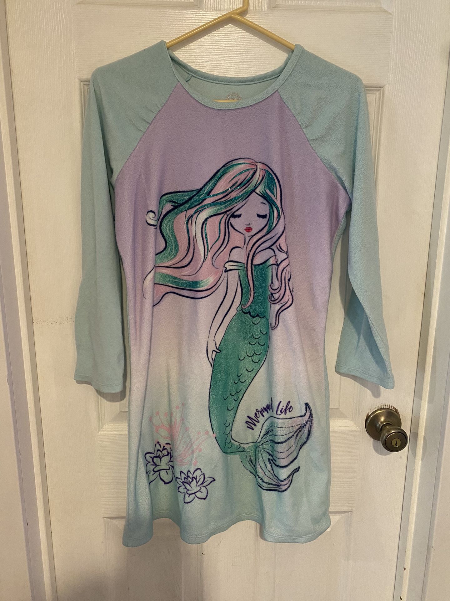 Size XXL (18) Mermaid nightgown 