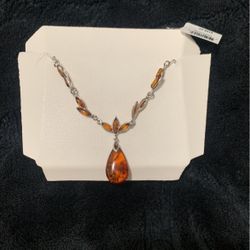 Amber Teardrop Necklace