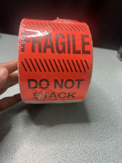 FRAGILE- DO NOT STACK 4 X 6 Fluorescent Red Labels, 500 Count.