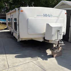22’ - 1994 Hilo Rv Trailer
