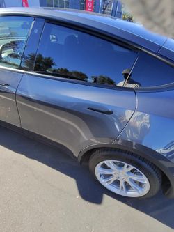 Four Tesla Model Y 19 In Gemini Wheels With New Michelin Tires $1,500