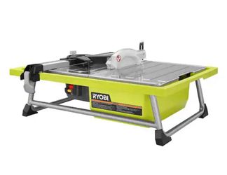 Tabletop wet tile saw