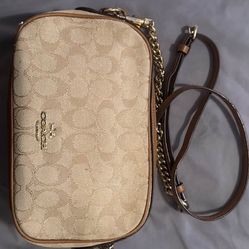 Coach Vintage Isla Chain Crossbody  F28959