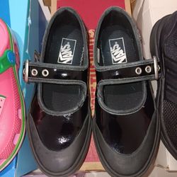 Vans SIZE 13C (mary jane style)