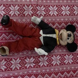 Mickey doll (broken foot)