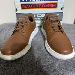 Skechers Men’s Felton Brown shoes size 10
