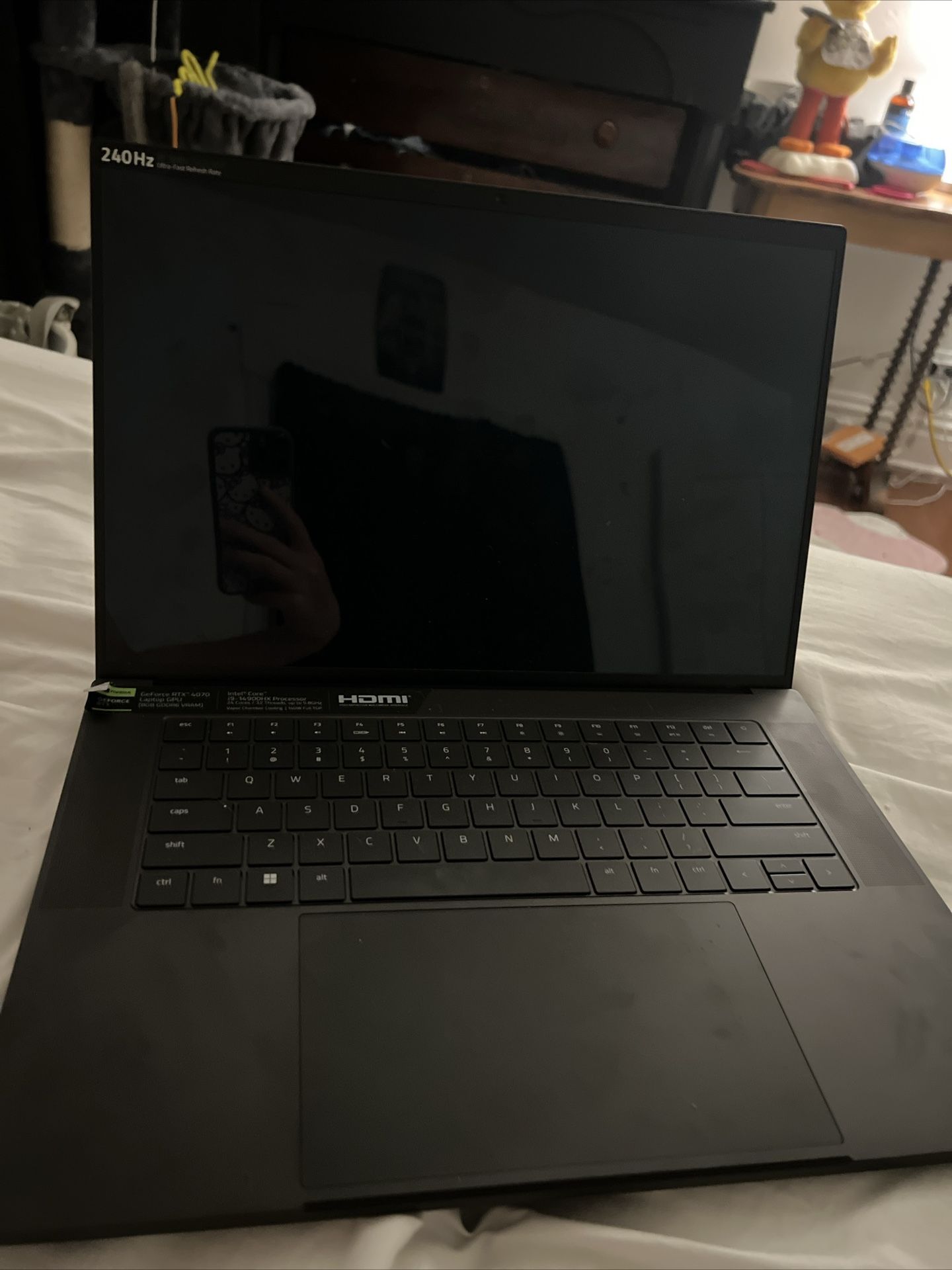razer blade 16 RTX 4070