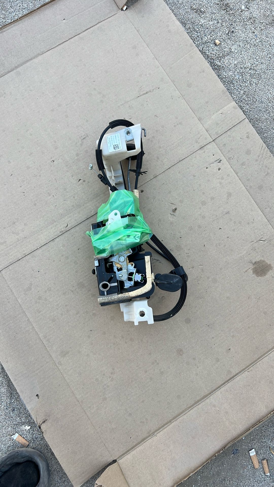 2020 F350 Front Right Door Latch