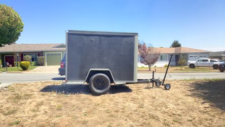 5x8 enclosed trailer