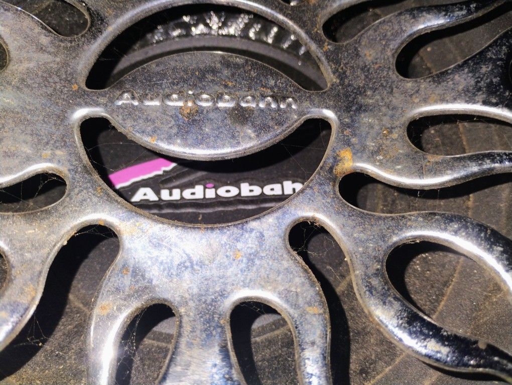 Audiobahn 10" Subwoofers In A Box!!!