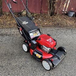 TROY-BILT lawn mower self propelled FWD 7.25hp 163cc 21”