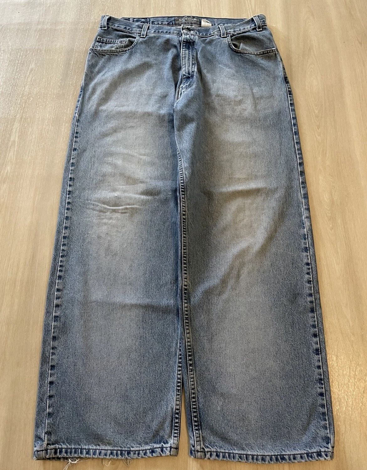 Vintage Y2K 2001 Levis SilverTab Oversized Fit Sz 38x32 Fits 38x31