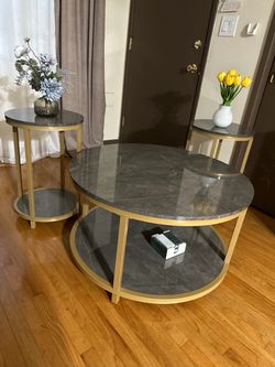 Round coffee table with 2 side tables