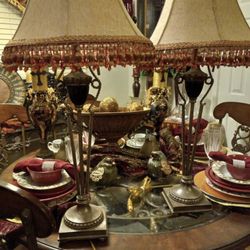 Decorations Different Prices 
