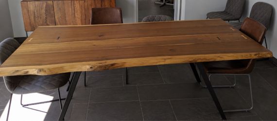 French Oak Dining Table Excellent Condition