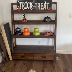 Four Level Ladder Shelving