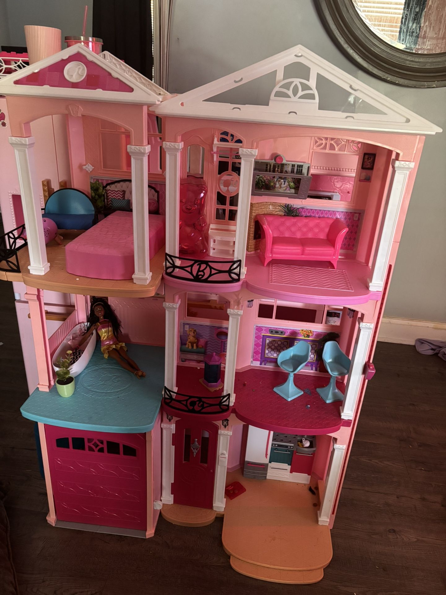 Barbie Dream House With Barbies Included