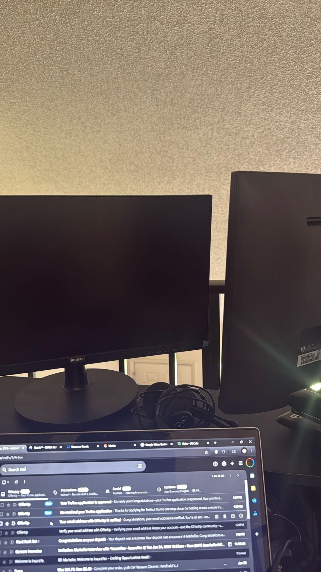 Twin MONITORS PHILLIPS