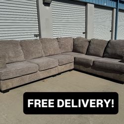 FREE DELIVERY || Ashley’s Furniture 3Pc U Shaped Sectional