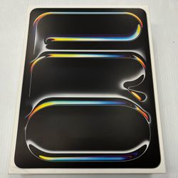 iPad Pro 13-inch (M5), 1TB, Cellular + Wifi, With Box And Charger, In Great Contion 