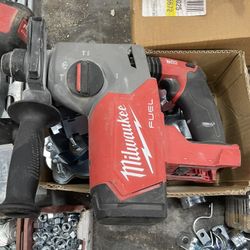 Milwaukee Rotohammer Brushless