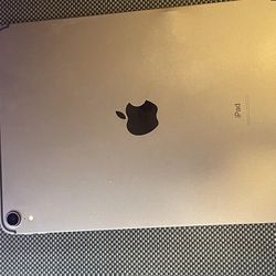 iPad Pro (11- Inch)  With Apple Keyboard Case 
