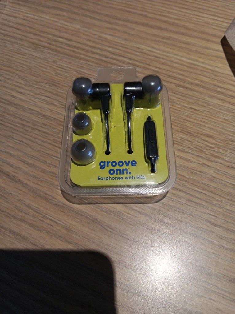Groove onn earphones with mic sale