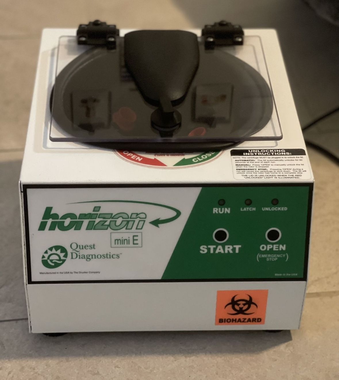Centrifugadora/ Centrifuge