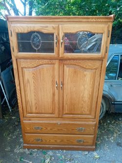 Solid wood tv stand