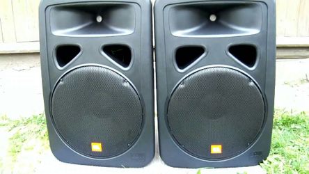 Jbl eon 1500 like new condition!