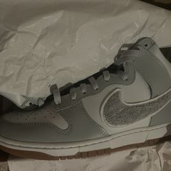 Nike Dunk High Chenille Swoosh Grey Mens Shoes Size 9 new sneakers
