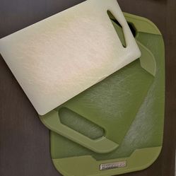3 Cutting Board 