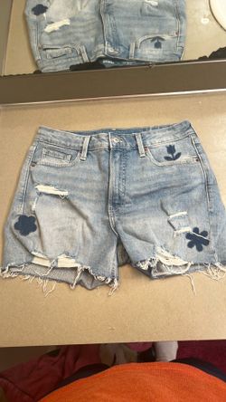 Jean shorts straight legged size 8