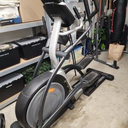 NordicTrack Elite 10.7 Elliptical