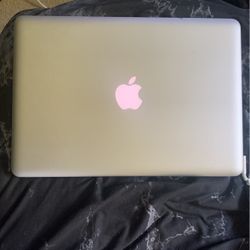 Apple MacBook  Will Trade For Xbox Console.. No 360’s. 