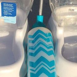 Gravity Pet Feeders and Water Bottle