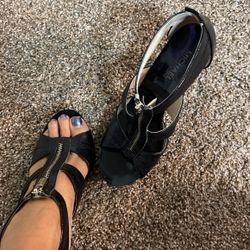Michael Kors heels size 7.5
