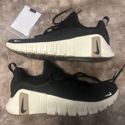 NEW IN BOX: Men’s Nike Metcon 6 (size 10.5) 