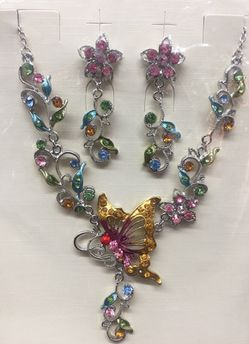 Butterfly Necklace with Earrings