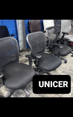 Task chairs .... 3 types ... 8 available... all black like new